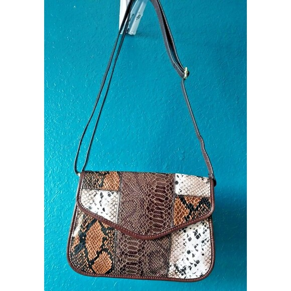 Faux Leather Boa Snakeskin Shoulder Crossbody Bag Purse Cosmopolitan - Picture 3 of 15